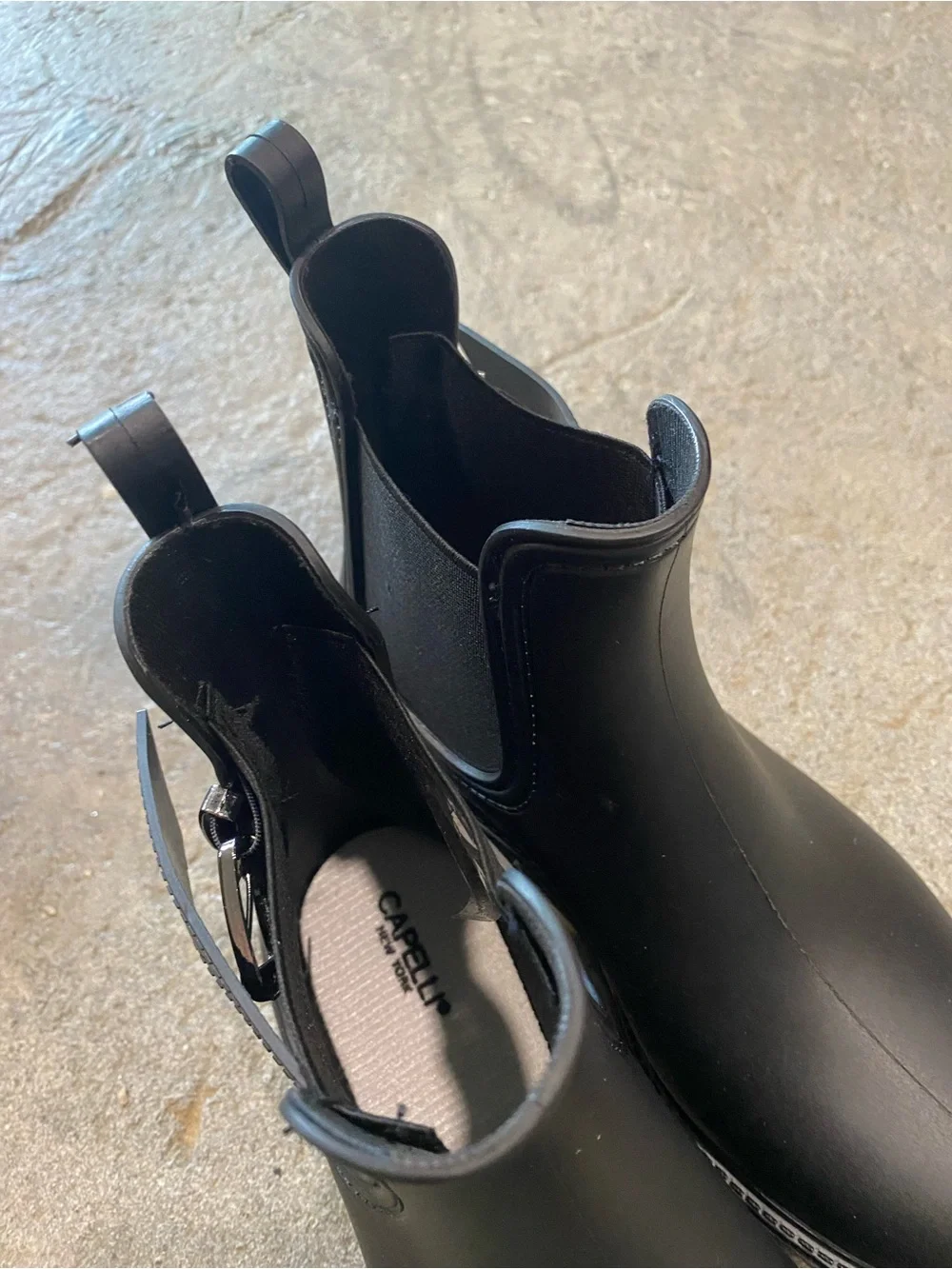Capelli of New York Black Chelsea Rain Boots